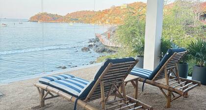 Beachfront Oasis Bungalow @Aqua in La Madera Beach.
