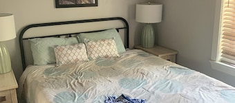 Lovely 3-bedroom house with AC in Grand Junction.