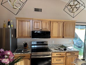 Nicht klassifiziertes Bild, 3 von 6, Schaltfläche