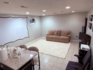 Nicht klassifiziertes Bild, 2 von 6, Schaltfläche