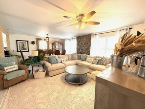 Luokittelematon kuva, 2 kautta 30, painike