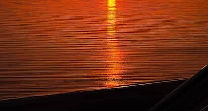 Cozy Lake Michigan Cottage- Perfect for relaxing picturesque lake stays