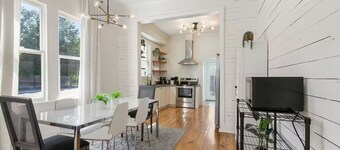 Charming, Historic Cottage in Downtown, Near LSU