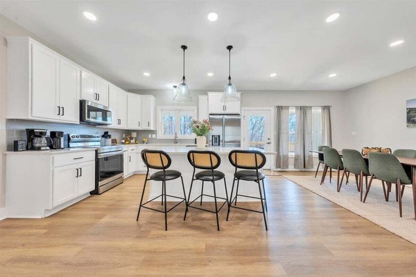 House, Multiple Beds, Balcony (LAKE Twin Cove) | Private kitchen