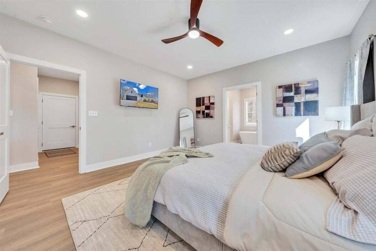 Nhà, nhiều giường, ban công (LAKE Twin Cove)