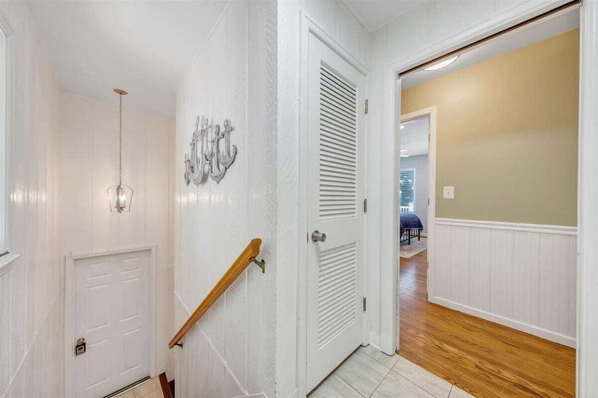 House, Multiple Beds, Hot Tub (LAKE Scenic Point) | Interior