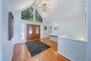 House, Multiple Beds, Patio (LAKE Pappy's Place on Leeward) | Interior