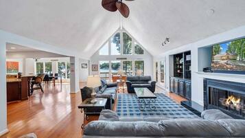 House, Multiple Beds, Patio (LAKE Pappy's Place on Leeward) | Living area