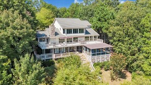 Exterior - Lake Allure - Private Dock, Indoor Pool, and Hot Tub (Huddleston)