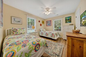 Casa, várias camas, varanda (LAKE Reflections)