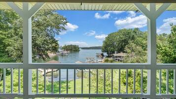 House, Multiple Beds, Hot Tub (LAKE Kelly Kove) | View from room