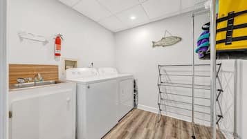 Huis, Meerdere bedden, bubbelbad (LAKEside Sunsets) | Wasservice