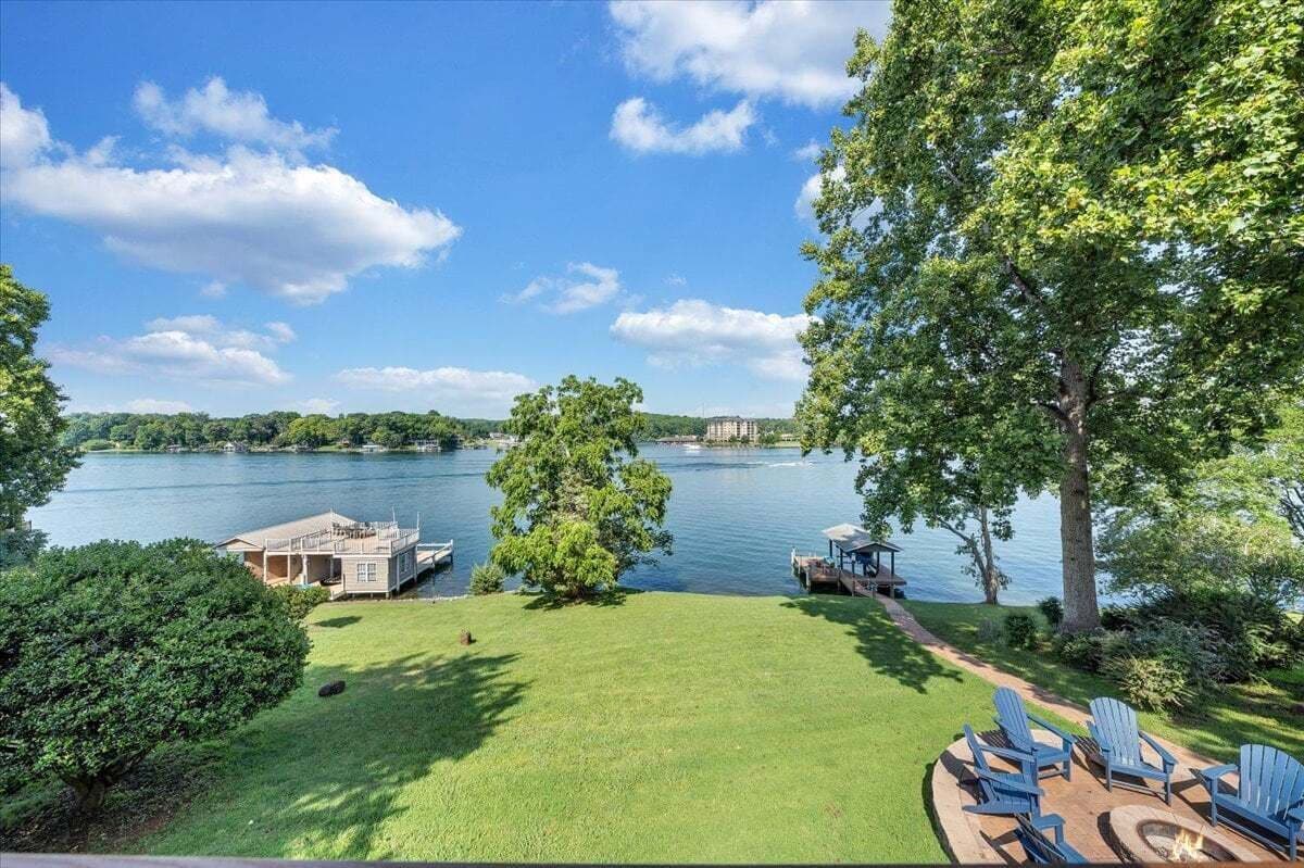 House, Multiple Beds, Hot Tub (LAKEside Sunsets) | View from room