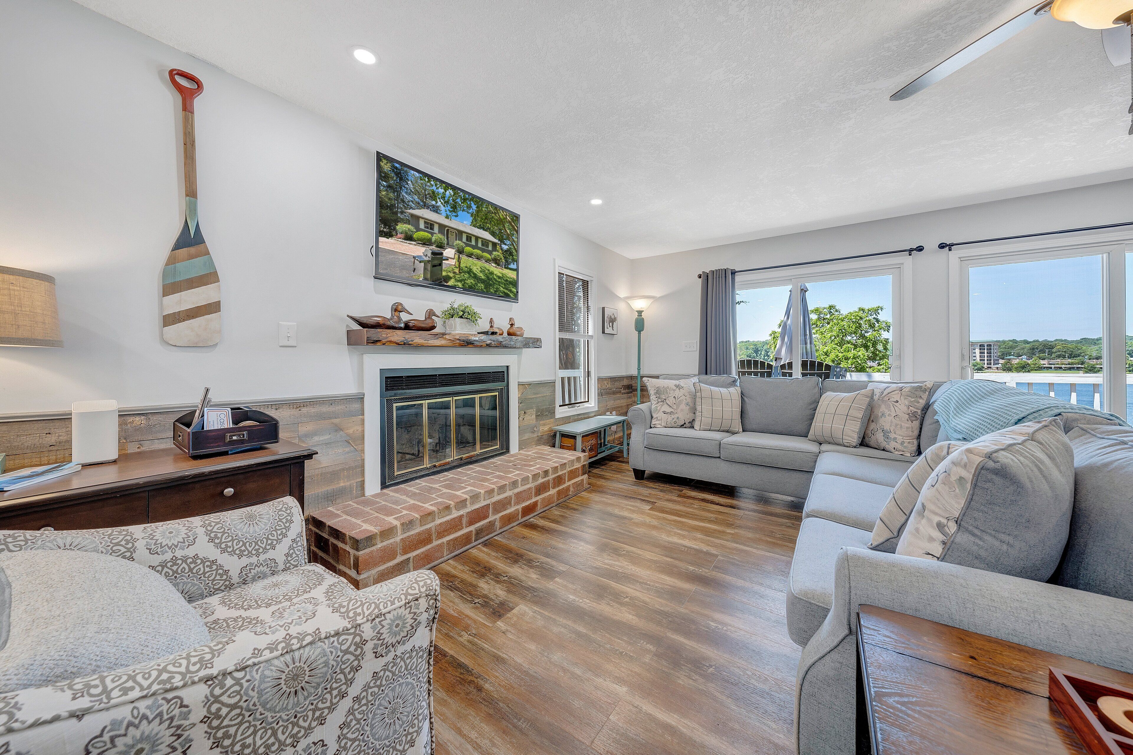 Rumah, Beberapa Tempat Tidur, hot tub (LAKEside Sunsets) | Area keluarga