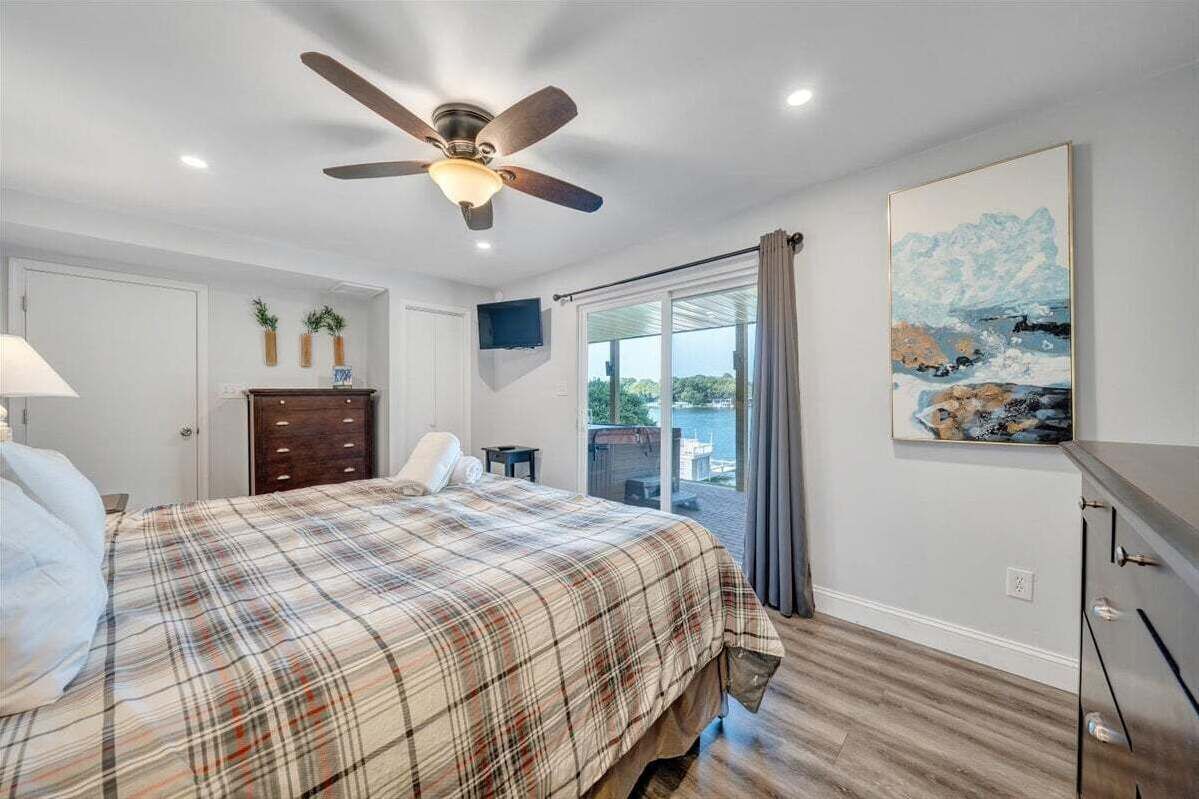 Huis, Meerdere bedden, bubbelbad (LAKEside Sunsets)