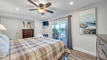 Huis, Meerdere bedden, bubbelbad (LAKEside Sunsets)