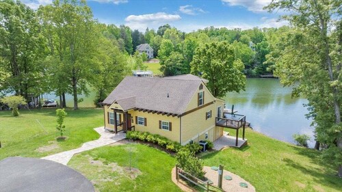 Cape Cottage - Private Dock & Fire Pit