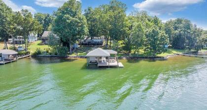Summer Breeze - Lakefront w/ Private Dock!