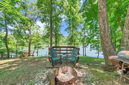 Whisper Haven - Private Dock & Pet Friendly