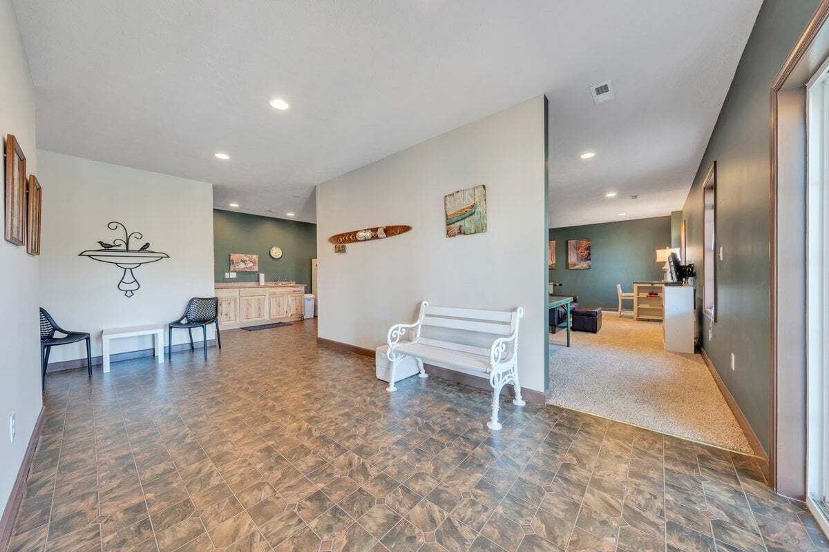 House, Multiple Beds, Patio (LAKE Whisper Haven) | Interior