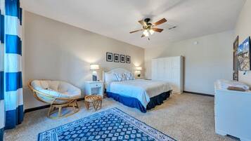 House, Multiple Beds, Patio (LAKE Whisper Haven)