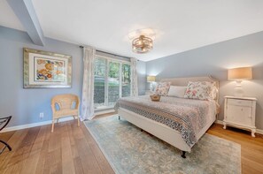 Hus, flere senger, terrasse (LAKE Pleasant)