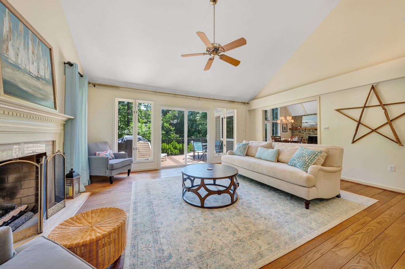 Ferienhaus, Mehrere Betten, Terrasse (LAKE Pleasant) | Wohnbereich