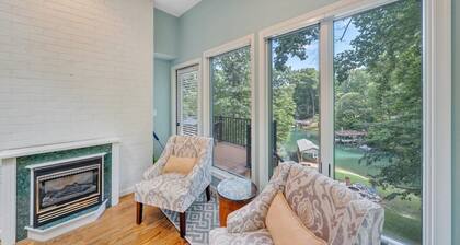 Lake Pleasant - Lakefront, Private Dock, Game Room