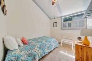 House, Multiple Beds, Patio (LAKE Pleasant)