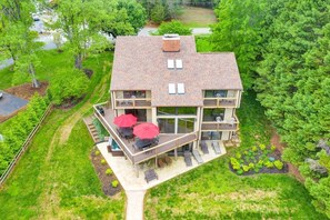 Exterior - Dancing Water - Sleeps 10, Private Dock, Game Room & Hot Tub (Moneta)