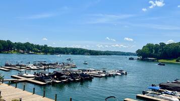 Kondominium, Beberapa Tempat Tidur, balkon (LAKE Stardust) | Pemandangan perairan
