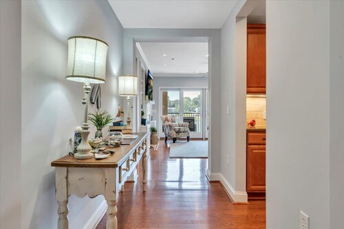 Lake Stardust - Condo With Pool ! Pet Friendly