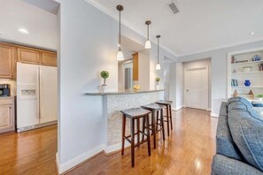Condo, Multiple Beds, Balcony (LAKE Stardust) | Interior