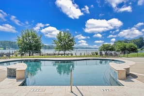 Pool - Lake Stardust - Condo With Pool ! Pet Friendly (Moneta)