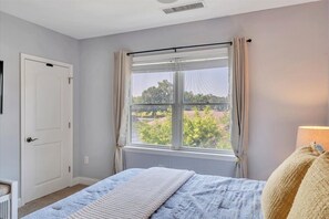 Condo, varias camas, balcón (LAKE Stardust)