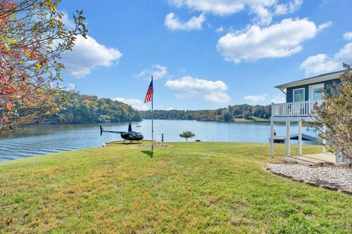 Paradise Point - Lakefront Home With Private Dock!