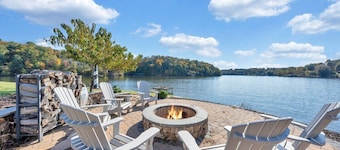 Paradise Point - Lakefront Home With Private Dock!