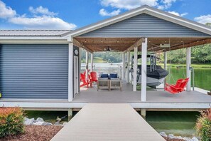 Terrace/patio - Paradise Point - Lakefront Home With Private Dock! (Goodview)