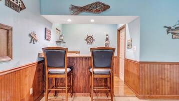 House, Multiple Beds, Kitchen (LAKE Reel Relaxed) | Interior