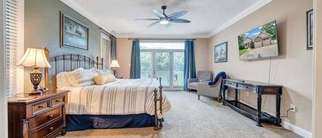 House, Multiple Beds, Hot Tub (LAKE Great Escape on Smith Mountain)