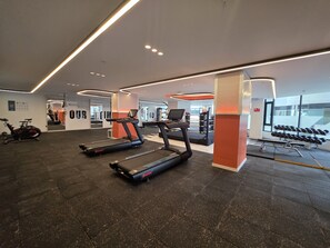 Fitness facility - Luxury Studio in Harmony - Best Area Quito, Pool, Gym & Fast WiFi (Quito)