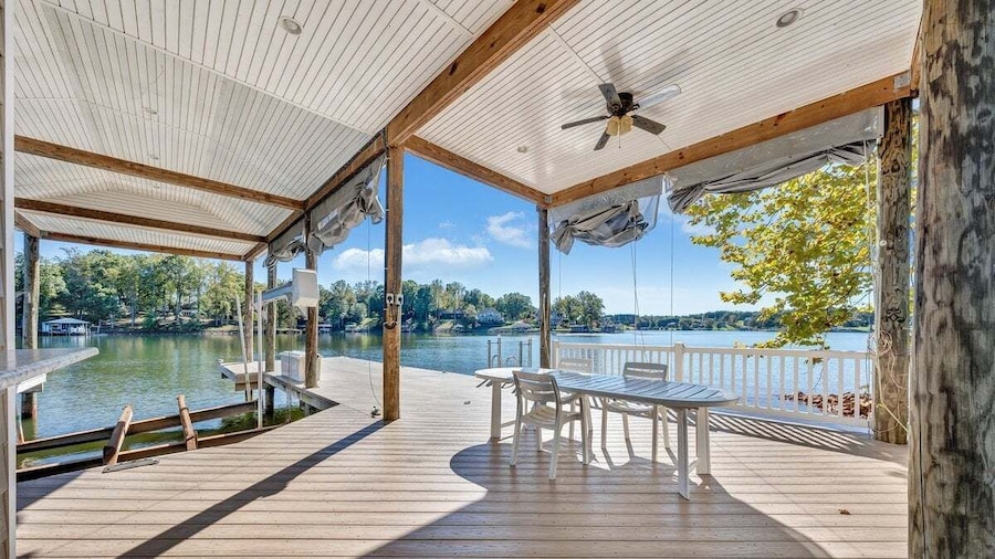 Lake Paradiso - Lakefront Home With Private Dock