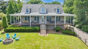 Exterior - Lake Lookout - Private Home With Lake Views & Game Room (Moneta)