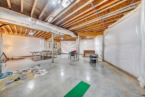 Serenity Shores - Private Lakefront Home With Dock