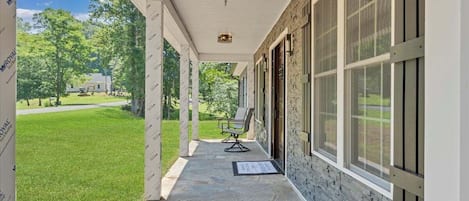 House, Multiple Beds, Pool Access (Lakeview Village East) | View from room