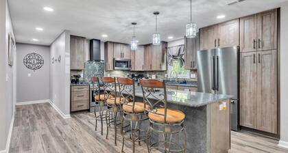 Lakeview Village East - Community Pool, Tennis & Boat Ramp!