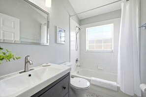 Luokittelematon kuva, 4 kautta 46, painike