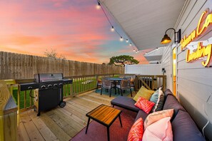 Luokittelematon kuva, 5 kautta 49, painike