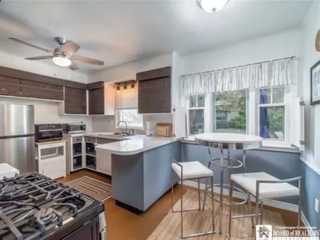 Private kitchen. Dog Friendly 2 Bed Conveniently Located in the Village