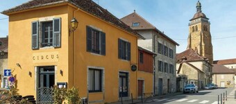 CHEZ INES Un lieu de vie en Arbois - 2 Ă 10 pers ARBOIS